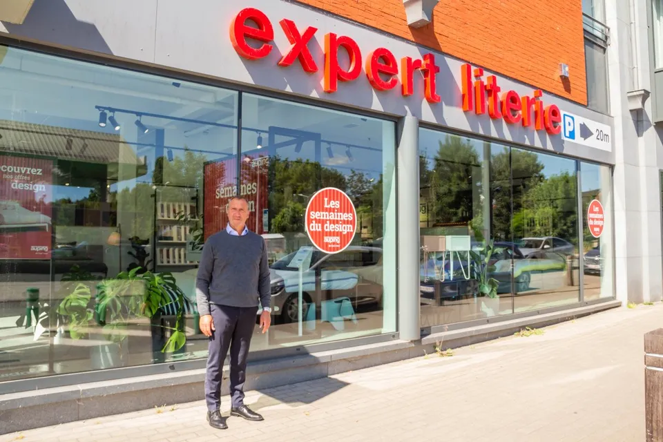 Jean-Philippe Semal, Beobank-klant, voor zijn speciaalzaak in bedden en slaapcomfort